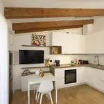 Artstay - San Raffaele, Near Metro M1, Ac Apartment *
