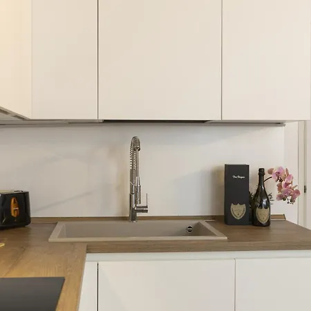 아파트 Artstay - San Raffaele, Near Metro M1, Ac 밀라노